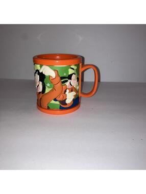 Vintage Walt Disneyland Goofy Orange Plastic 3D Rubber Mug Cup NEW never Used